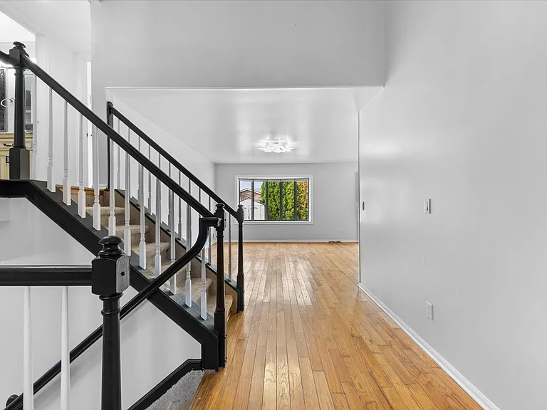 18129 Birch Dr — Photo 6