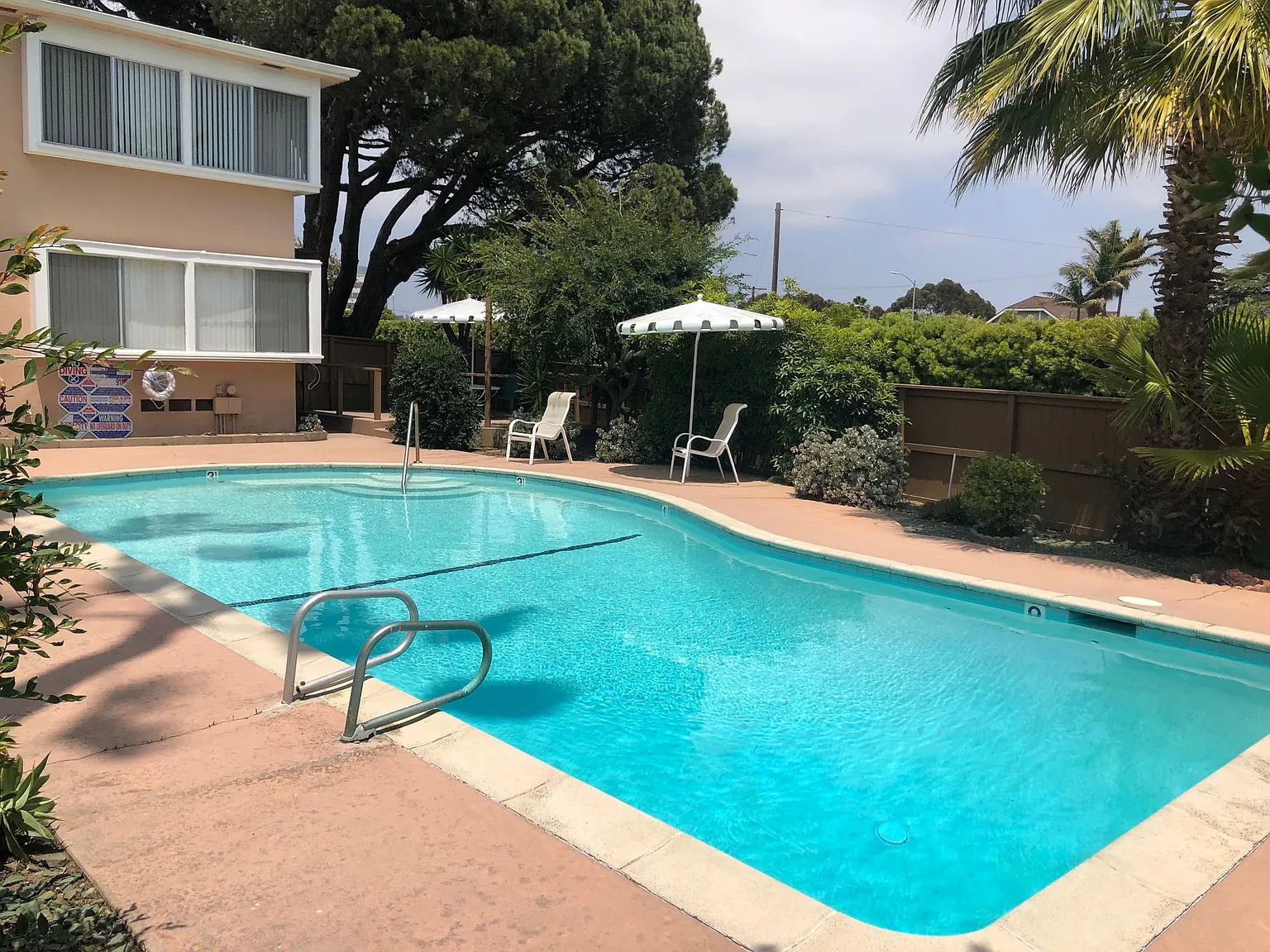s7421 — Photo 4
