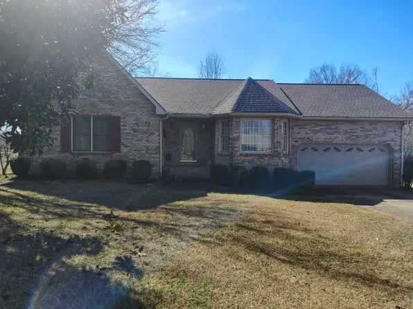 29 Bluebird Ln, Lafayette, TN 37083