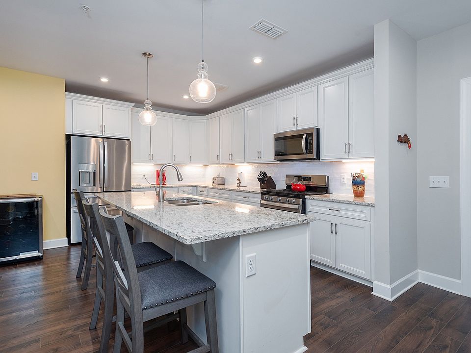 141 Saundersville Rd Hendersonville, TN, 37075 Apartments for Rent
