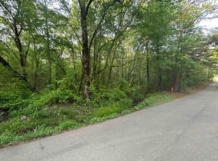 E Barton Ave, Cove, AR 71937