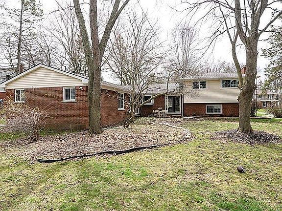 4th image of 4370 Eastgate Dr