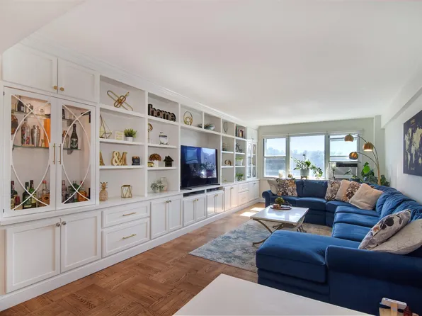 900 Palmer Road #9C, Bronxville, NY 10708