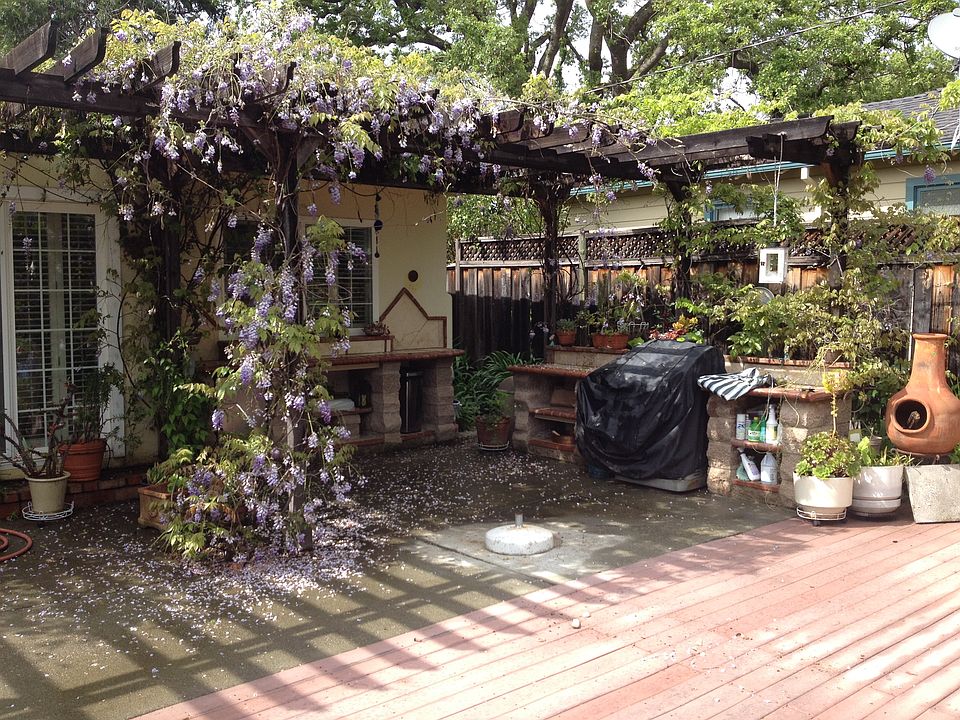 2nd image of 1341 Alameda De Las Pulgas