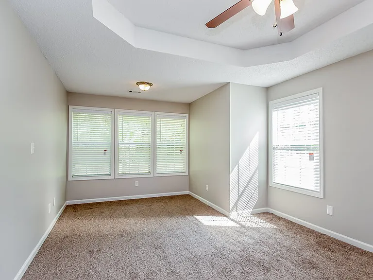 2037 Reserve Pkwy — Photo 7