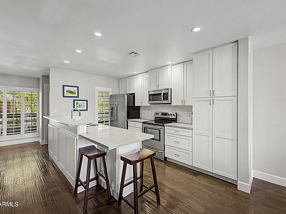 2nd image of 5221 N 24TH Street #206