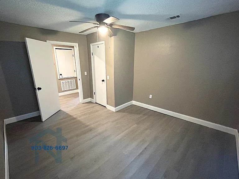 601 Thomas St — Photo 8