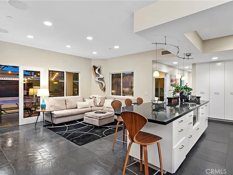 147 W Avenida Cadiz — Photo 12