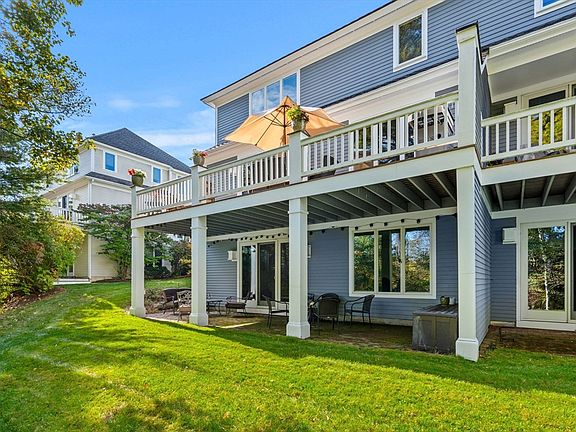 2nd image of 12 Highwood Ln