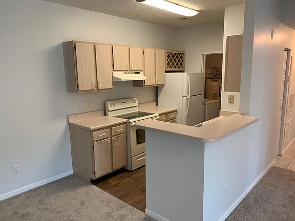 4th image of 2504 Grassy Point Dr Unit 312