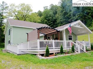 370 Mutt Rd, Laurel Springs, NC 28644