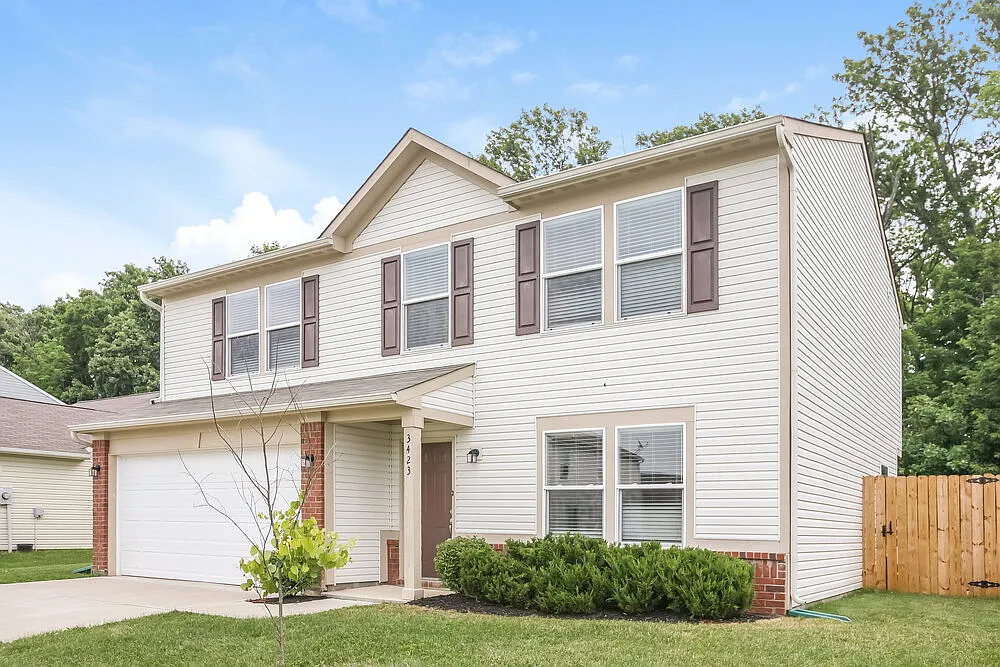 4 bed, 2.5 bath, 1748 sqft, $2,165 — Photo 4