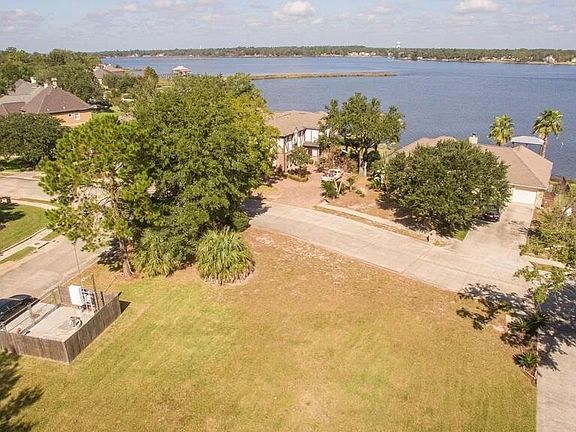 2nd image of Bayou Laporte Dr Lot 34