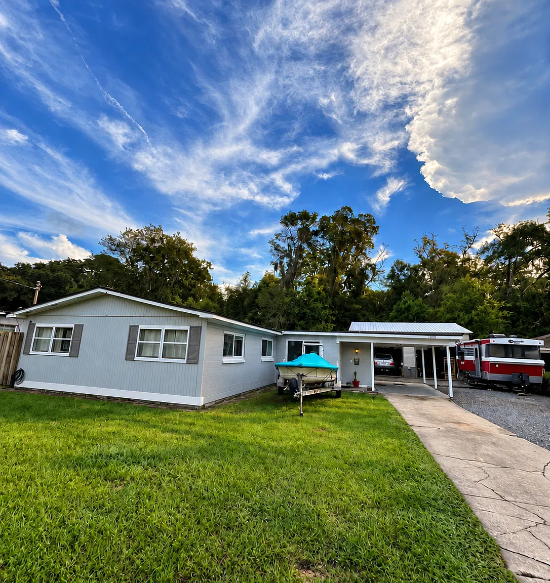4 bed, 1695 sqft, $3,100 — Photo 2