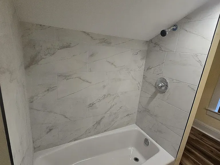 724 Temple Ave — Photo 16
