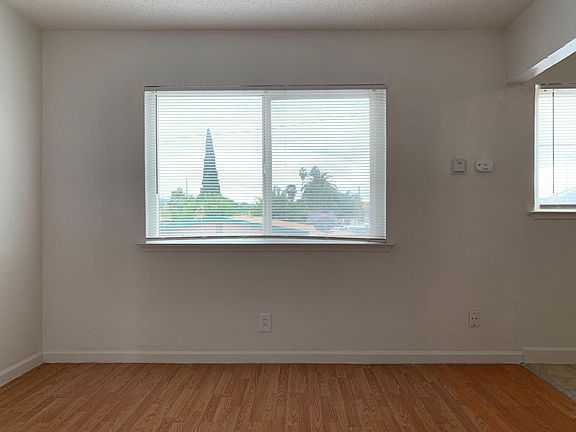 2nd image of 2710 Kollmar Dr APT 19