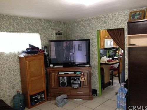 3rd image of 3603 Whittier Blvd