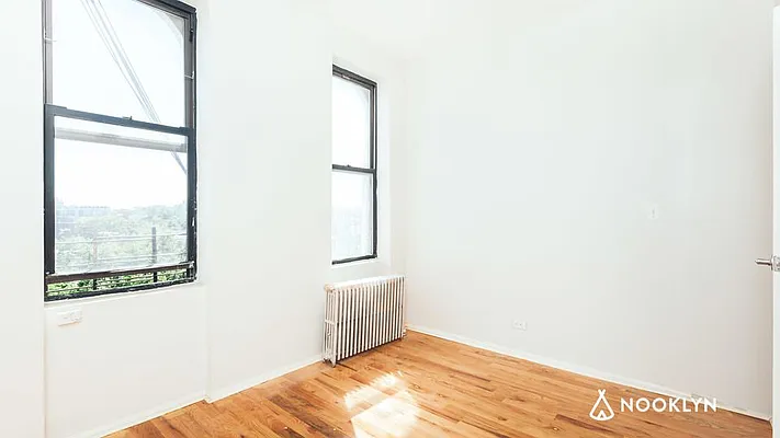 Rented by Nooklyn NYC LLC | media 8