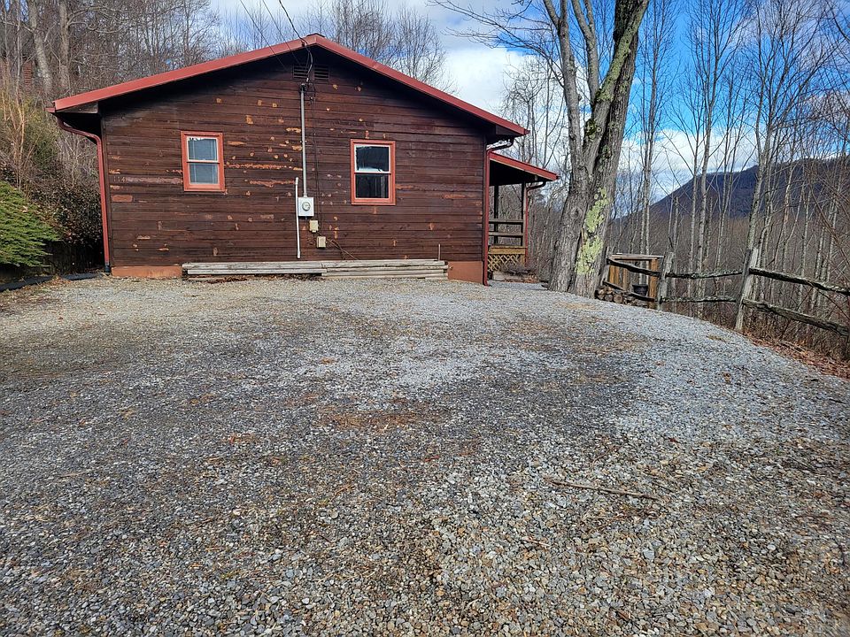 1st image of 114 Roberts Roost Est