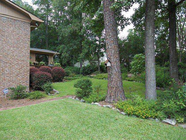 2nd image of 4685 N Stratford Oaks Dr