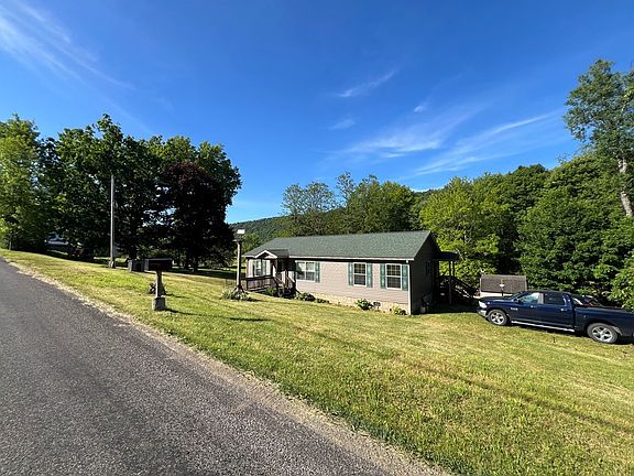 2nd image of 395 Eagle Rock Rd