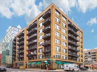 625 W Jackson Blvd APT 201, Chicago, IL