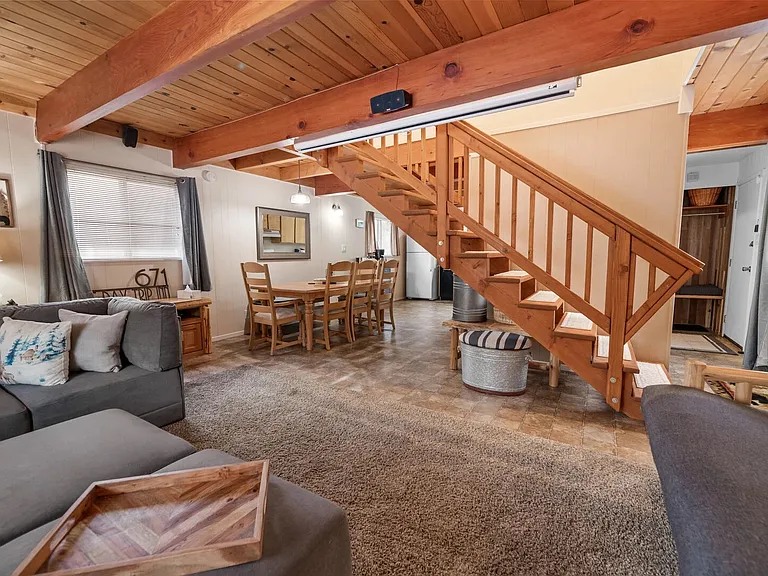 671 Moreno Ln — Photo 11