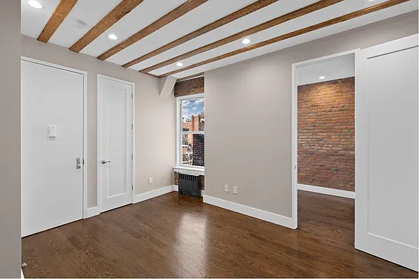 Rented by Douglas Elliman | media 20