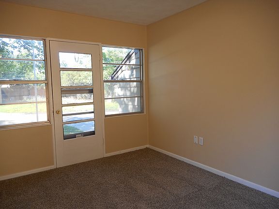 Office area w/ private entry