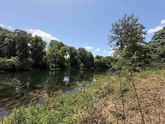 2nd image of 63 River Dr