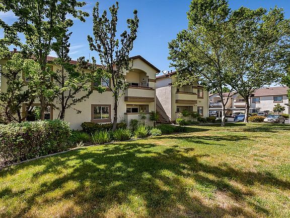 5th image of 8020 Walerga Rd Unit 1231