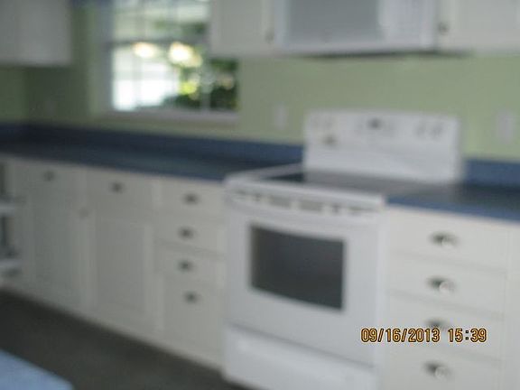 2nd image of 120 Riverview Dr E