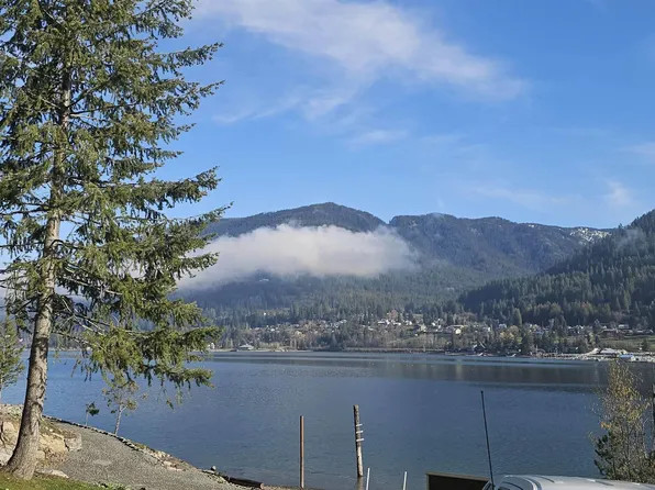 623 Red Fir Rd, Hope, ID 83836