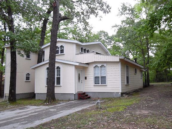 2nd image of 884 Hickory Hills Dr