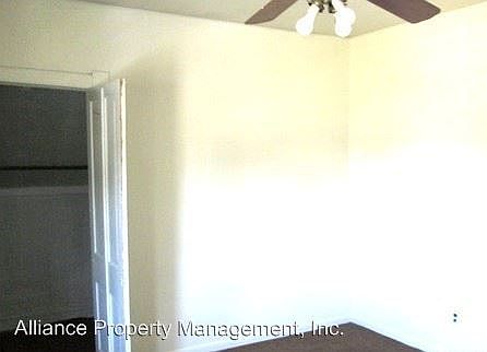 4th image of 1017 Laramie St APT 06