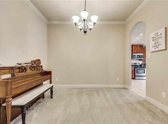 5th image of 136 Harvest Way