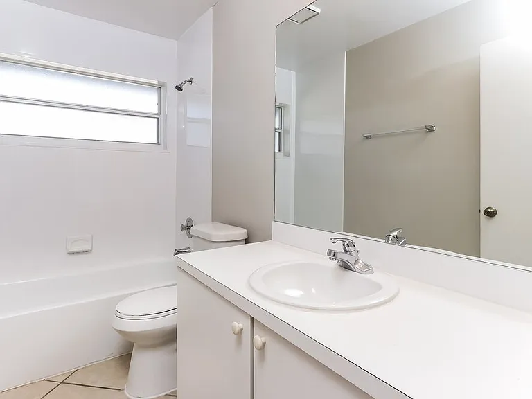 13789 Geranium Pl — Photo 15