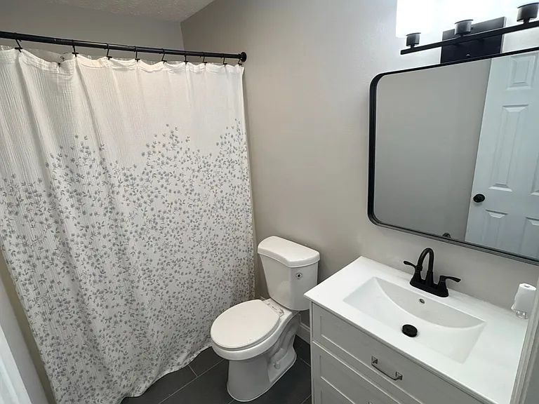 5846 Aftonshire Dr — Photo 10