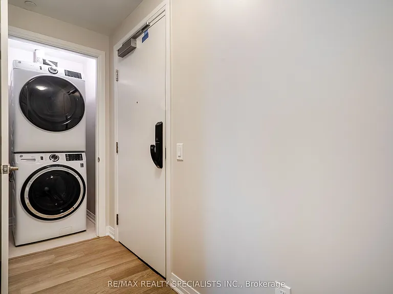 470 Gordon Krantz Ave #415 — Photo 3