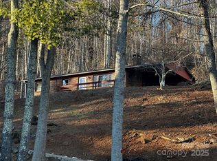 322 Cliff Buchanan Rd, Spruce Pine, NC 28777