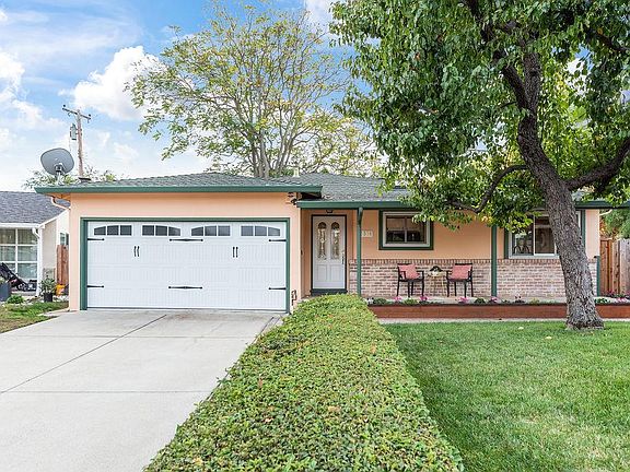 2nd image of 2818 Steinhart Ct