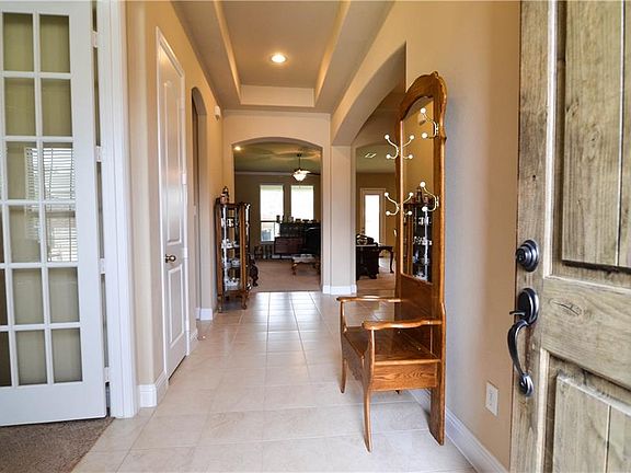 3rd image of 6020 Westgate Dr