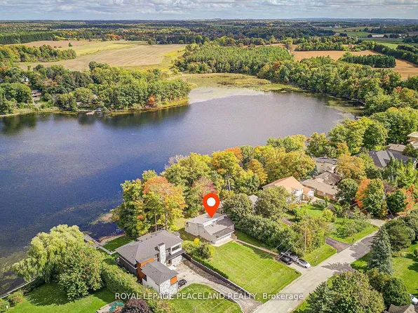 38 Lakeview Ave, Whitchurch Stouffville, ON L4A 2H1