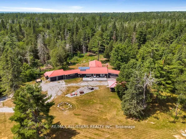 380 Ledge Rd, Trent Lakes, ON K0M 1A0