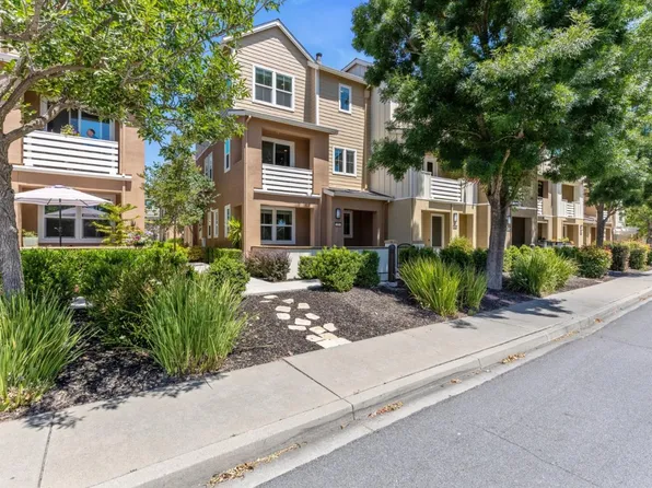 158 Triggs Ln, Morgan Hill, CA 95037