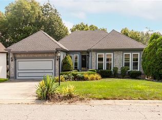 338 N Winnebago Dr, Lake Winnebago, MO 64034