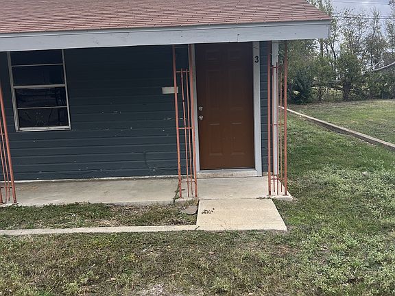 2nd image of 205 E Harrison Ave #3