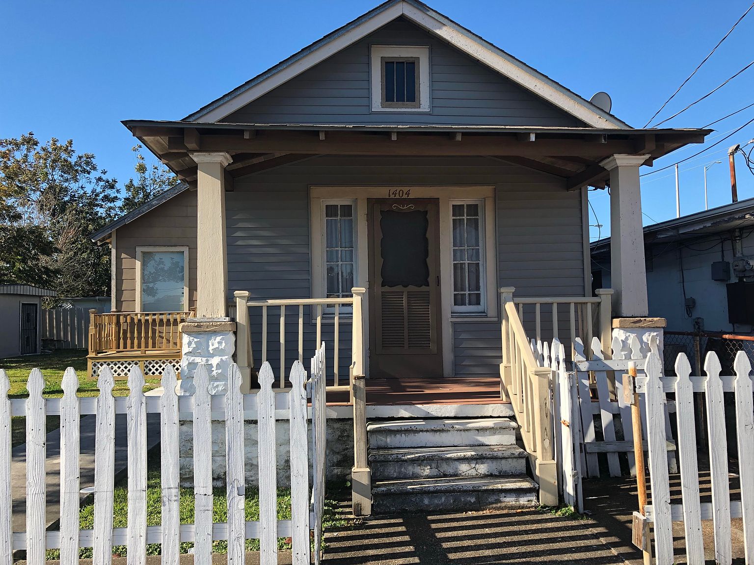 1404 Newton St, Gretna, LA 70053 Zillow