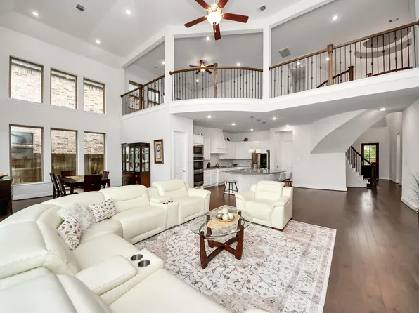 1714 McCrae Hill Ct, Katy, TX 77494