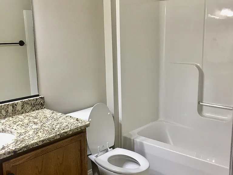 215 Capstone Dr — Photo 19